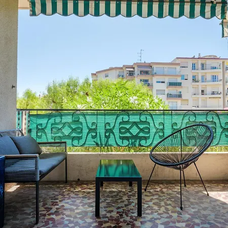Havre De Paix Avec Terrasse Ensoleillee A 니스